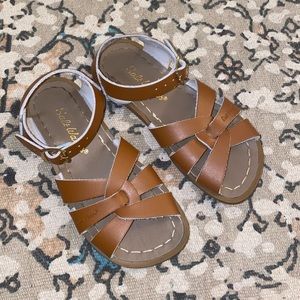 Tan Saltwater Sandals